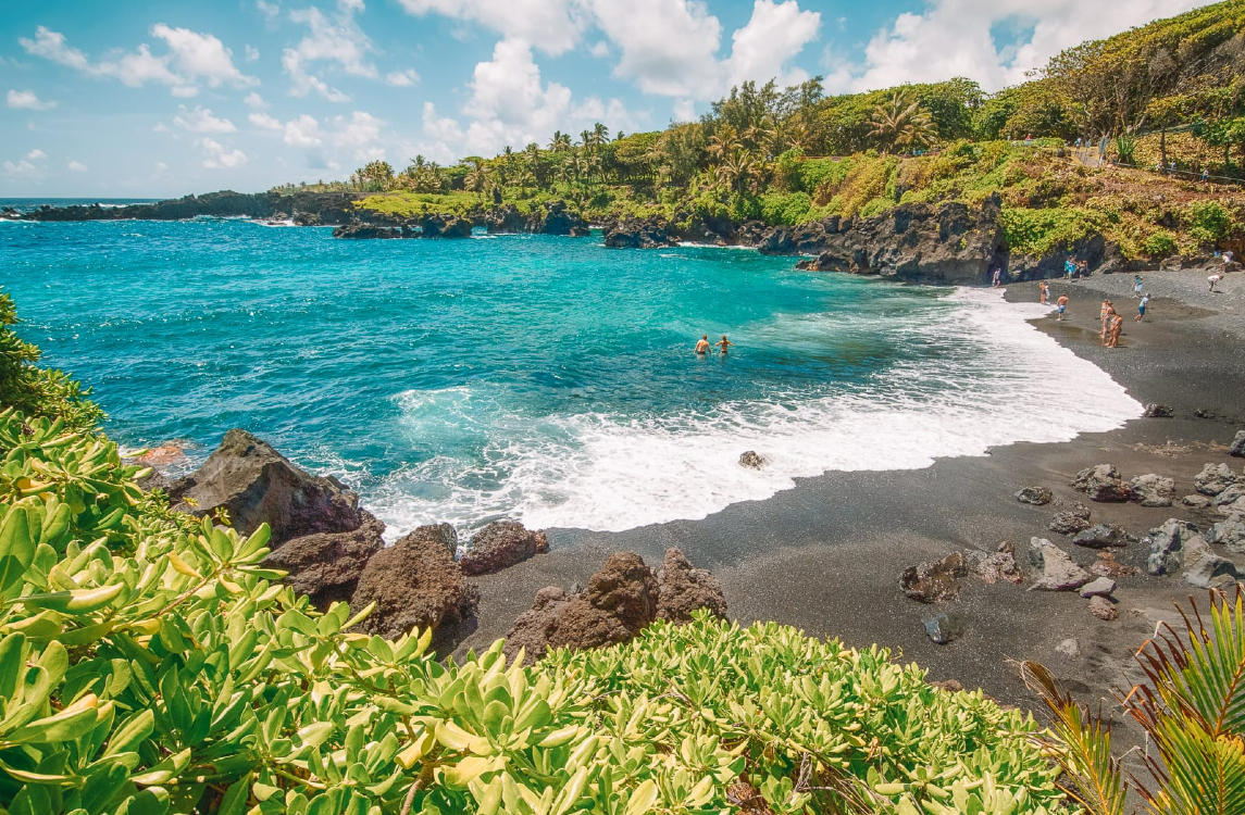 Waiʻānapanapa State Park